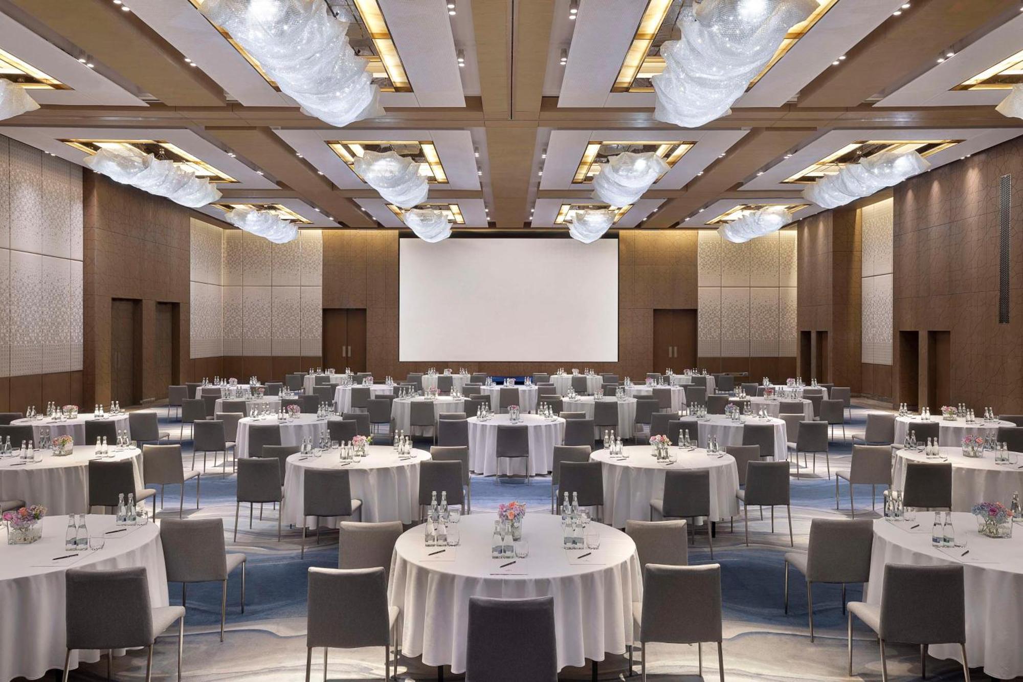 Hilton Abu Dhabi Yas Island Hotel Exterior photo The Grand Ballroom